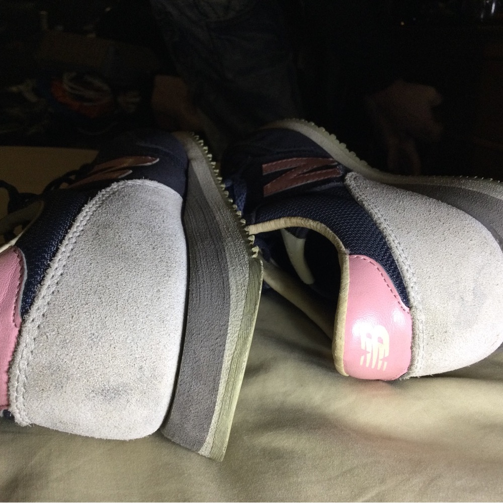 New Balance ladies sz 7.5 sneakers - Picture 10 of 10